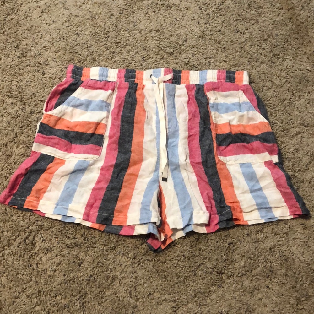 Linen shorts